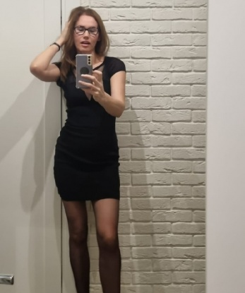 У меня нежное тело, изящная фигура и много интересных фантазий 😏 Мои услуги включают классический секс, оральный секс, массаж и многое другое. Я умею слушать и понимать, так что ты можешь расслабиться и насладиться моей компанией. У меня есть положительные отзывы от предыдущих клиентов, которые отмечают мою страсть и профессионализм. Закажи меня и увидишь, как я превращаю секс в искусство 🔥 Отправь мне сообщение и договоримся о встрече. Тебя ждут незабываемые эмоции и море удовольствия! 💋💫 Людмила